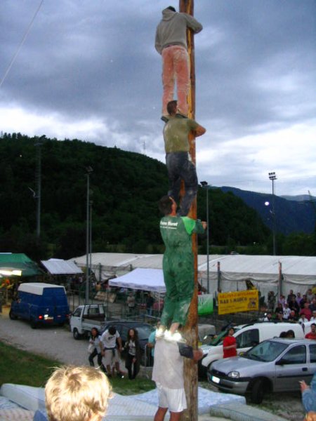 summerfest200609b121.jpg